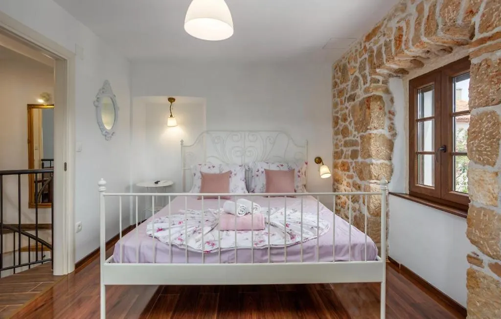 Holiday Home Casa Verde Oliva Residence By Villas Dobrinj