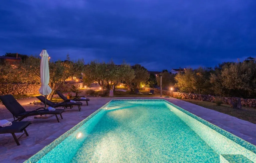 Holiday Home Casa Verde Oliva Residence By Villas contacts