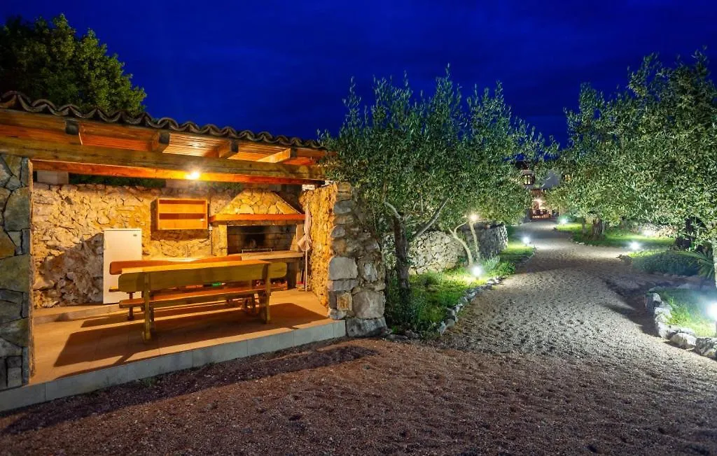 Holiday Home Casa Verde Oliva Residence By Villas Dobrinj